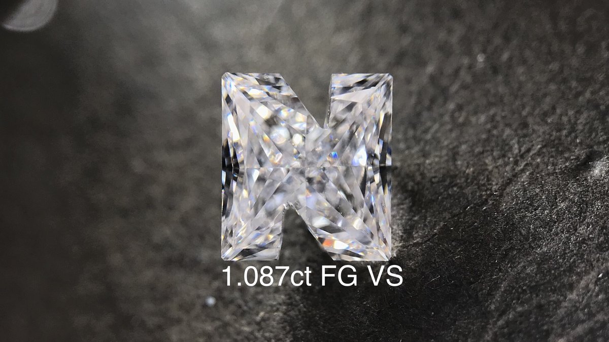 1.087克拉 字母N FG色 VS